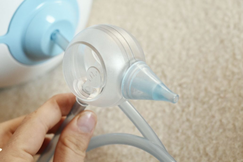 rimedi contro raffreddore dettagli aspiratore nasale per bambini